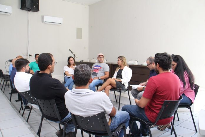 Em Paulo Afonso, Seagri e Adab tratam da reativação da Câmara Setorial do Leite