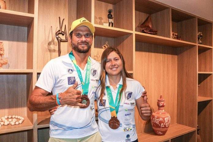 Casal baiano conquista bronze na vela do Panamericano e busca apoio para o mundial