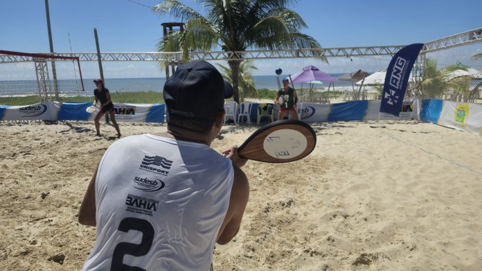 Projeto Verão Costa a Costa atrai mais de 1.500 pessoas à arena na praia de Guaibim, em Valença