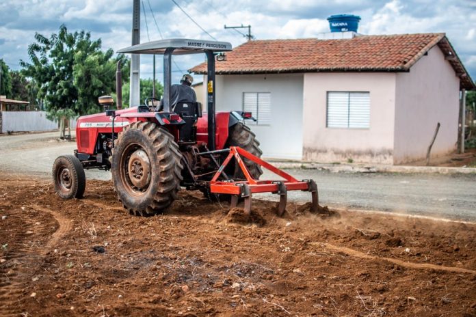 Mecanização rural leva tecnologia, melhores condições de trabalho e qualidade de vida no campo